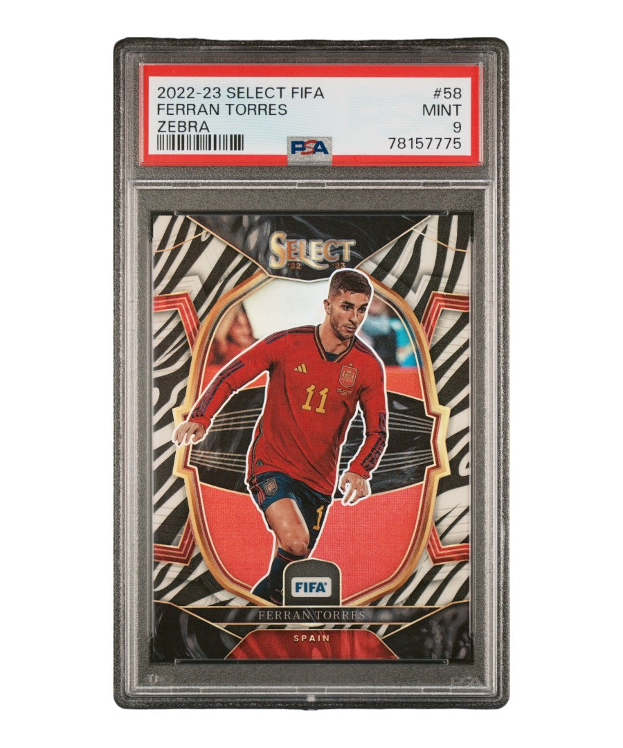 2022 Panini Select Fifa Ferran Torres #58 Zebra /25